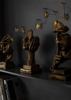 Living Exhibitions